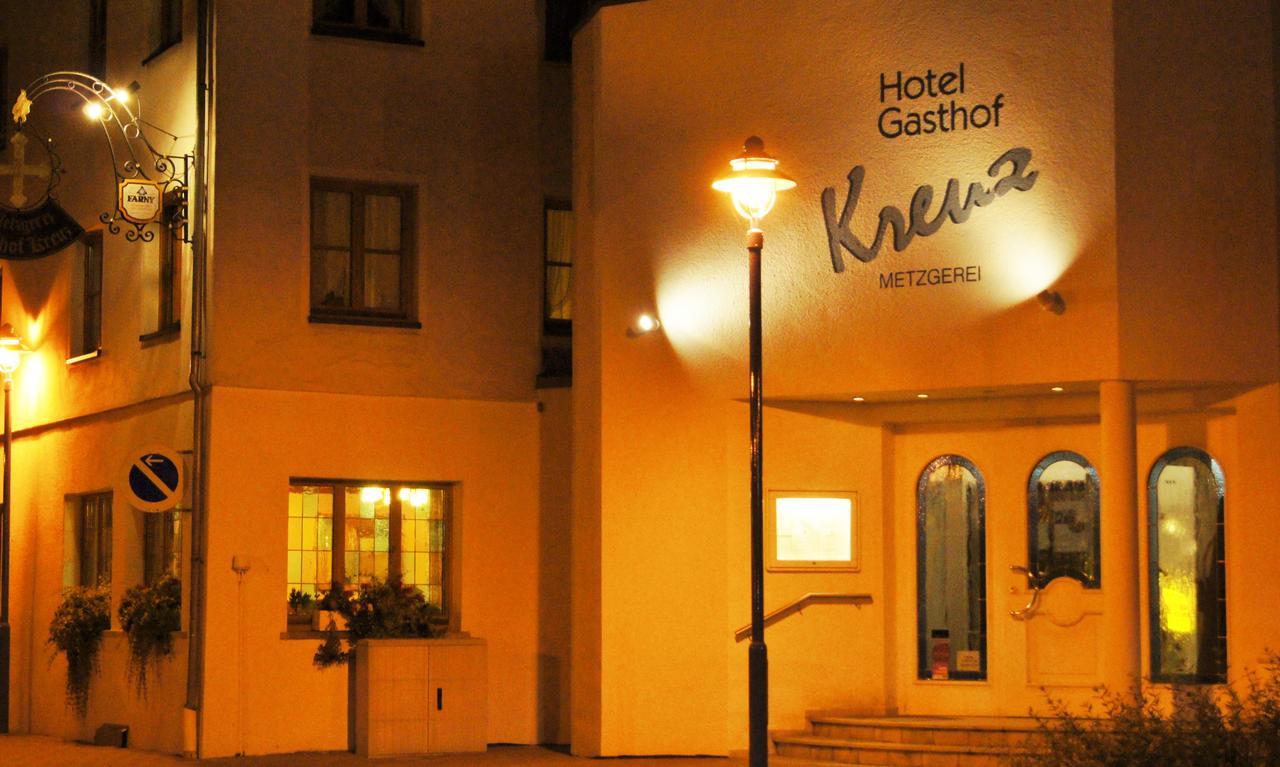 Hotel Gasthof Kreuz Бад-Бухау Екстер'єр фото